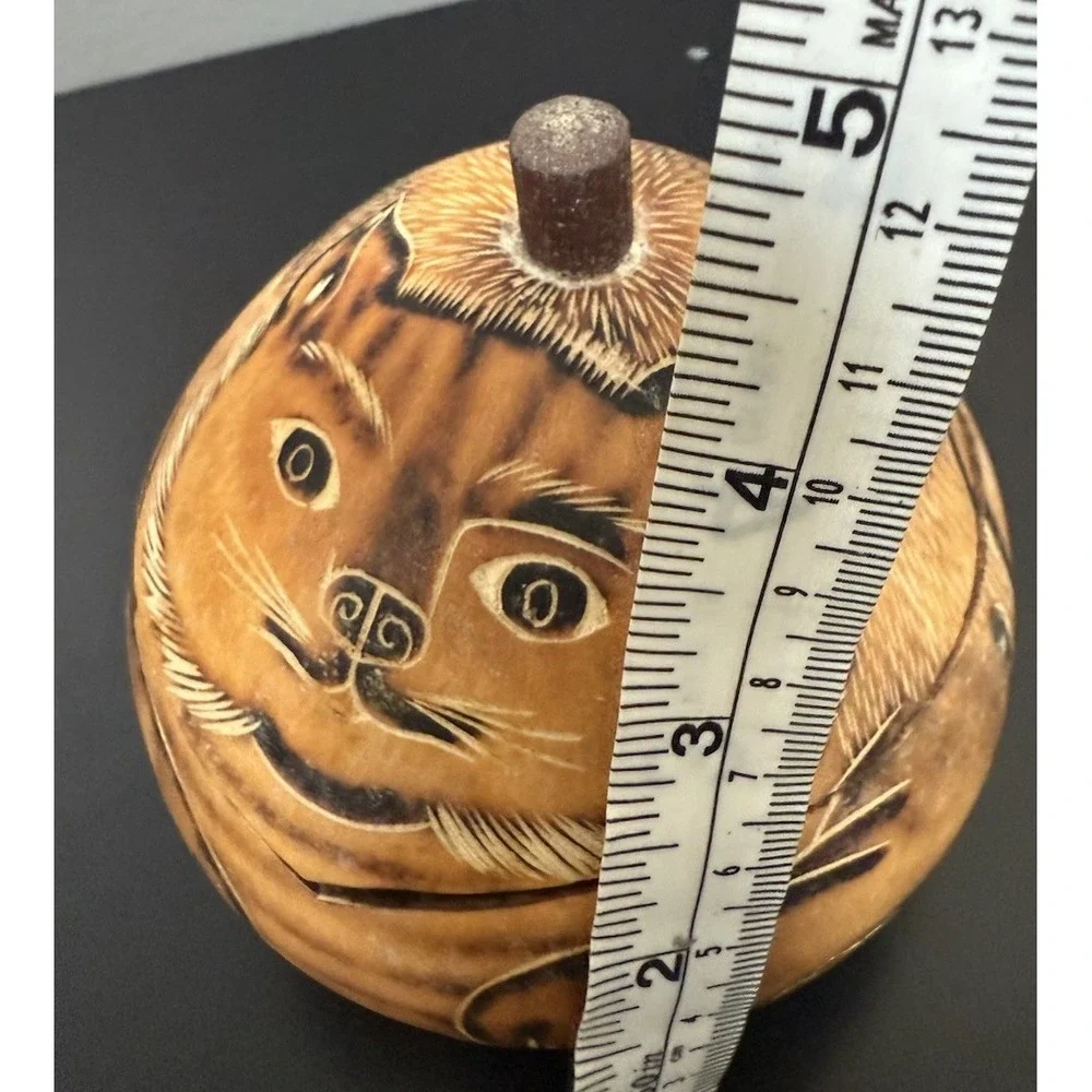 TEN THOUSAND VILLAGES • Hand Crafted & Carved Gourd Cat Trinket Box Peruvian